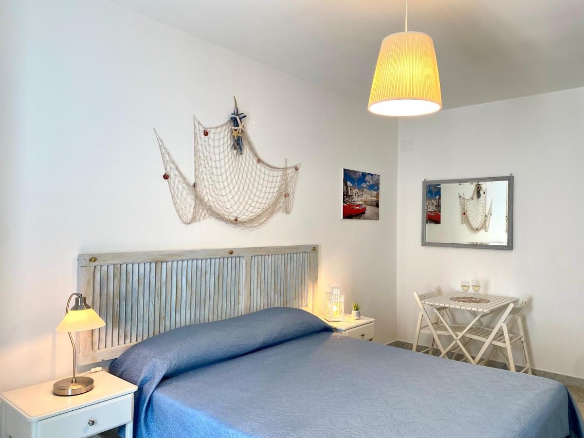 Dimore Aria Di Mare - Puglia Mia Apartments Монополи Екстериор снимка