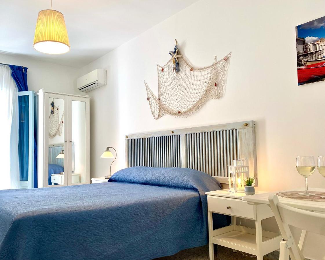 Dimore Aria Di Mare - Puglia Mia Apartments Монополи Екстериор снимка