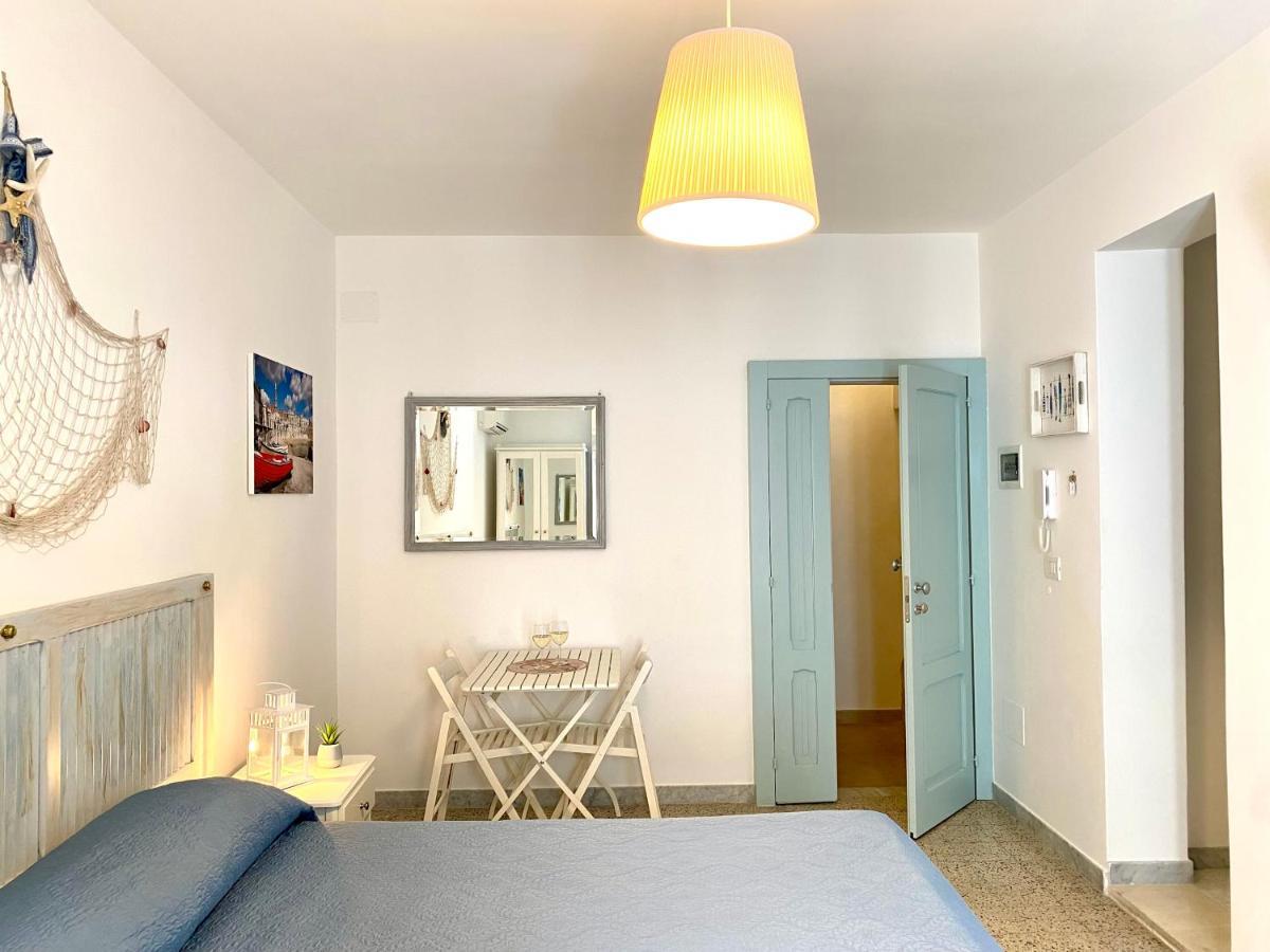 Dimore Aria Di Mare - Puglia Mia Apartments Монополи Екстериор снимка